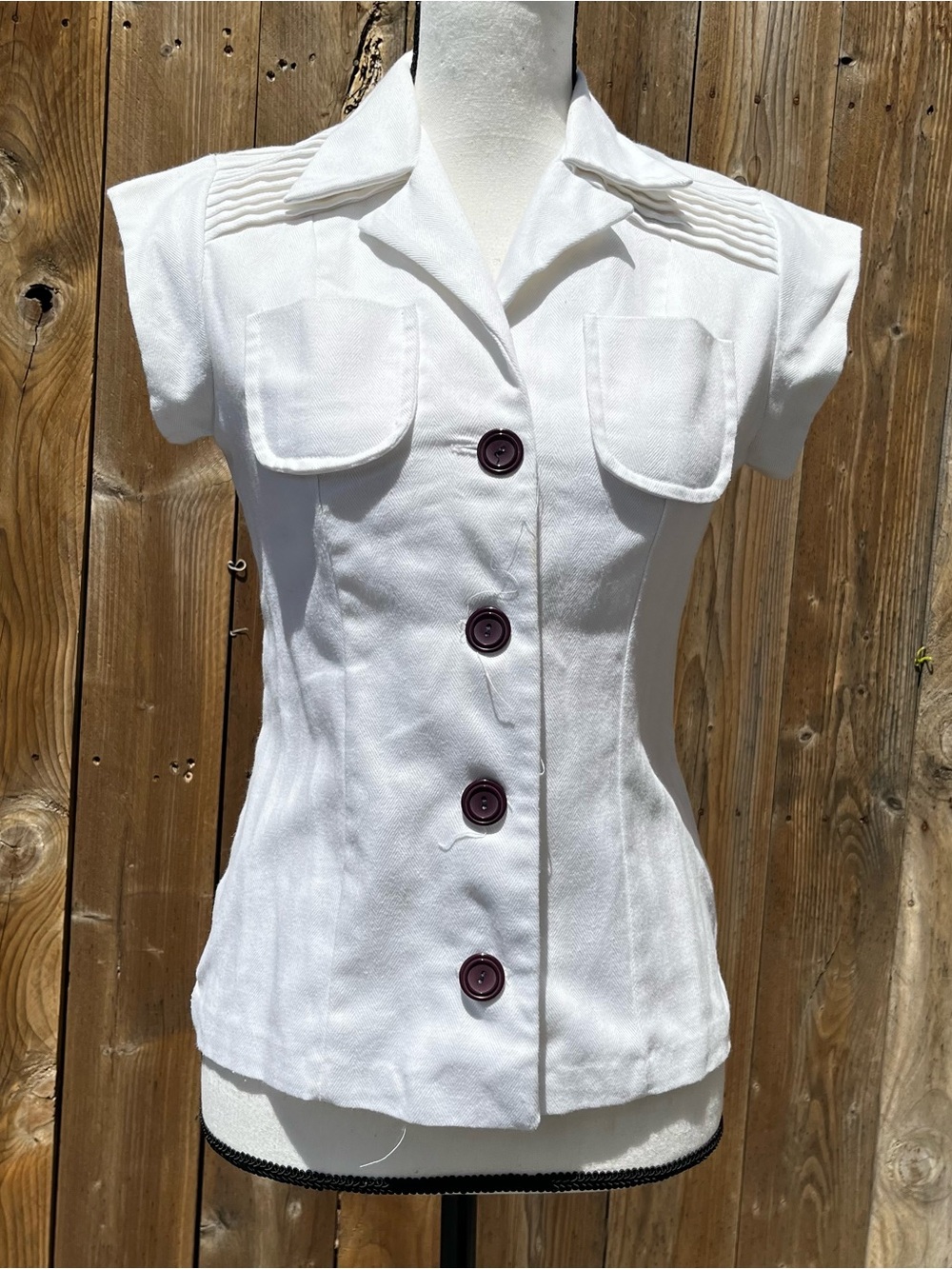 Vintage 80s White Short-Sleeve Button Front Women's Top Accepting Offers!